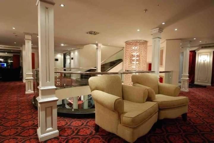 Five Star Nile Cruise From Aswan To Luxor Ξενοδοχείο Εξωτερικό φωτογραφία