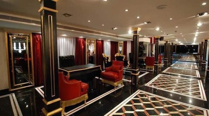 Five Star Nile Cruise From Aswan To Luxor Ξενοδοχείο Εξωτερικό φωτογραφία