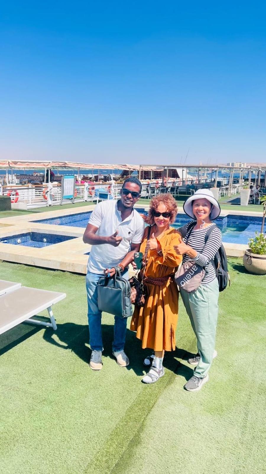 Five Star Nile Cruise From Aswan To Luxor Ξενοδοχείο Εξωτερικό φωτογραφία