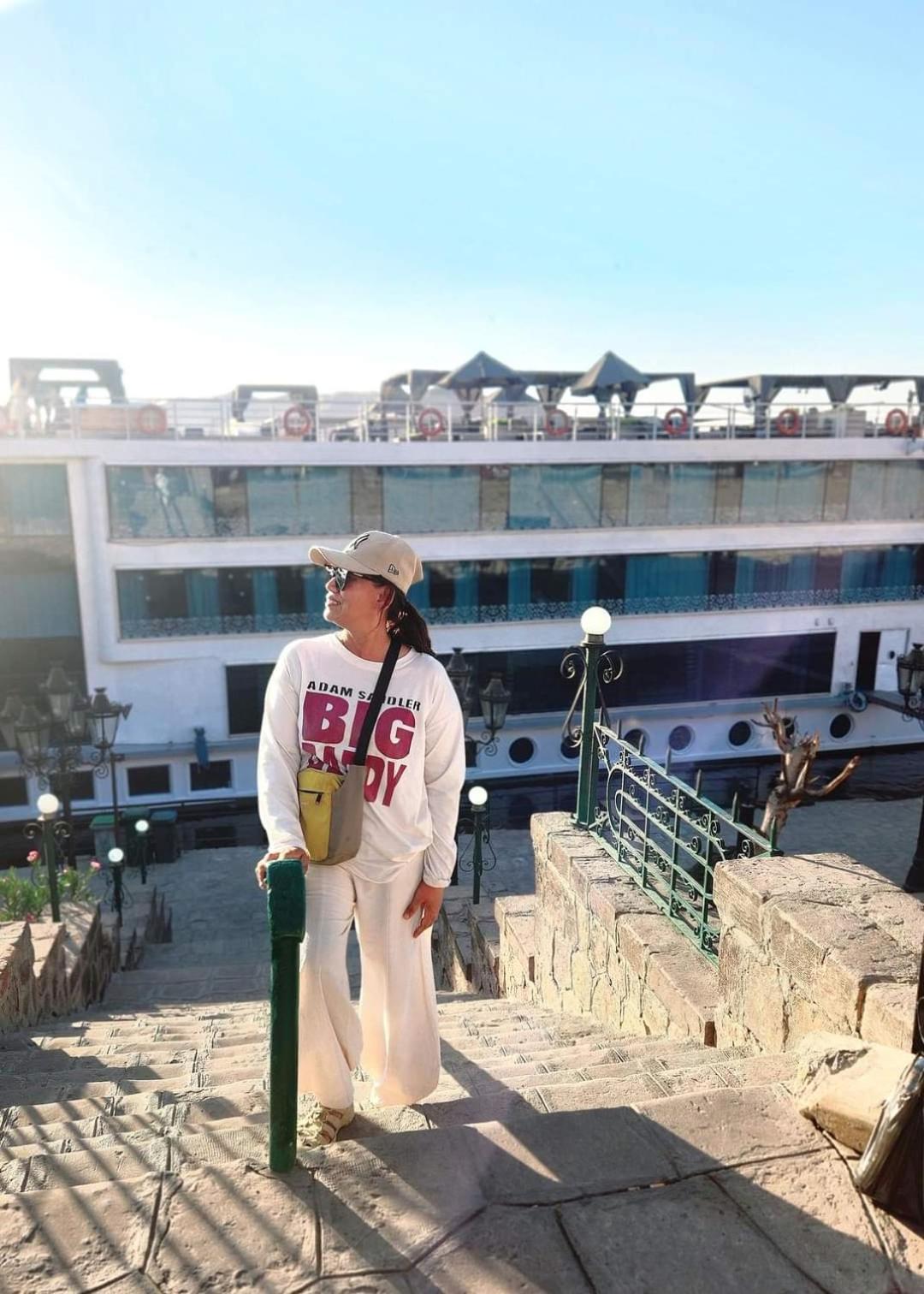 Five Star Nile Cruise From Aswan To Luxor Ξενοδοχείο Εξωτερικό φωτογραφία